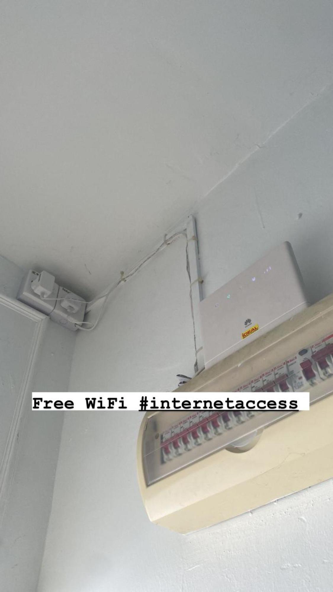 Driff Homestay 3Bedroom With Aircond 50M To Night Market Wakaf Che Yeh โกตาบารู ภายนอก รูปภาพ